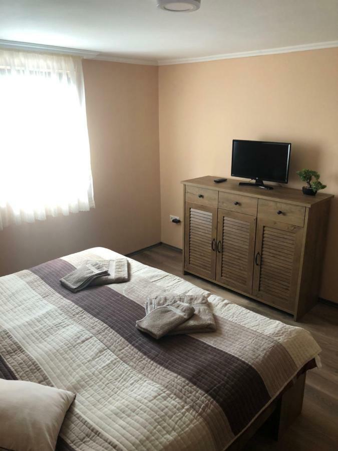 Siraly Apartman Hajdunanas Exterior photo